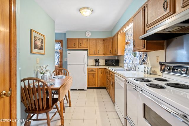 3108 Marlin Rd, Houston Acres, KY 40220