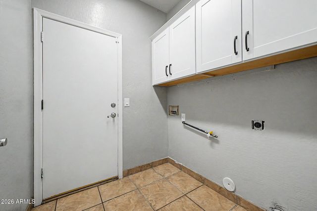 4237 E DEL RIO Street, Gilbert, AZ 85295