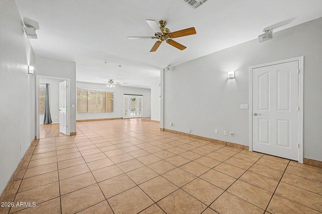 4237 E DEL RIO Street, Gilbert, AZ 85295