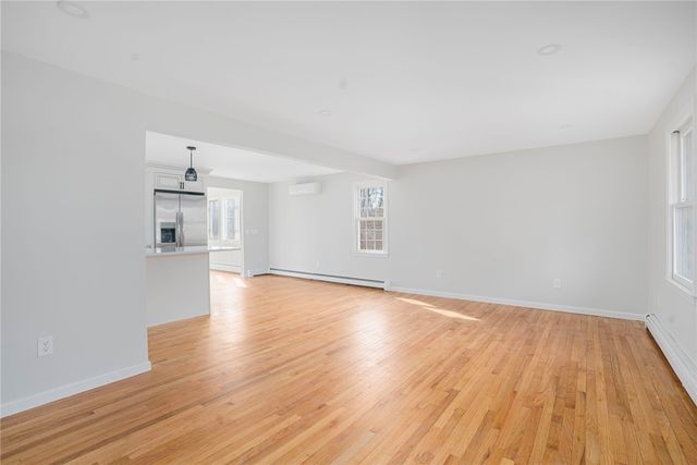 103 Gosset's Turn Drive, Middletown, RI 02842