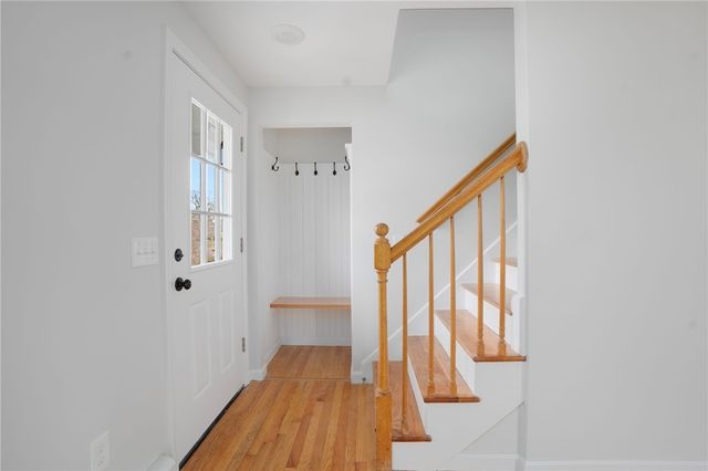 103 Gosset's Turn Drive, Middletown, RI 02842