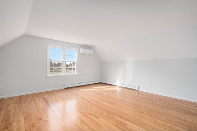 103 Gosset's Turn Drive, Middletown, RI 02842