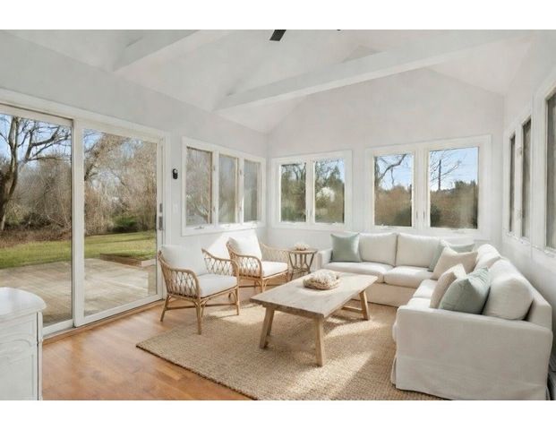 103 Gosset's Turn Drive, Middletown, RI 02842