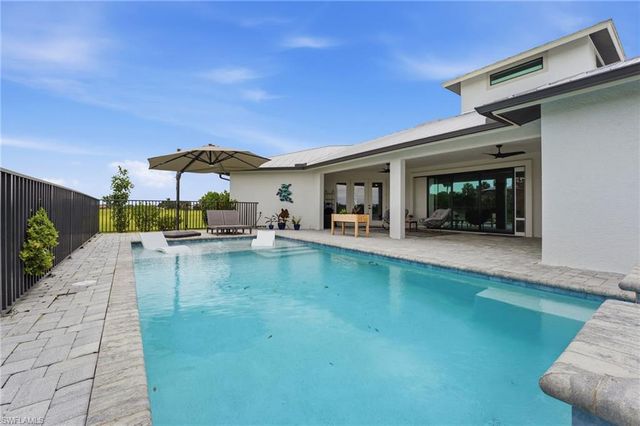 22833 Yellow Button LN, Alva, FL 33920