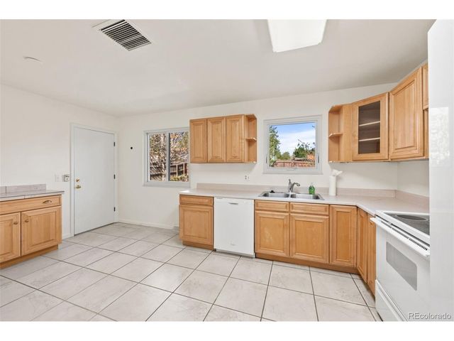 10577 Pierson Cir, Broomfield, CO 80021