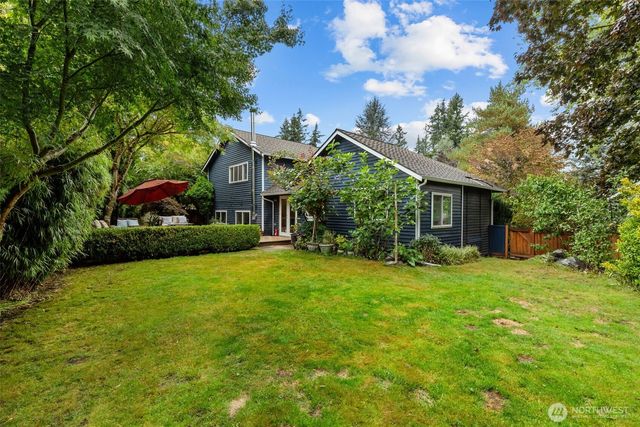 17911 NE 101st Court, Redmond, WA 98052
