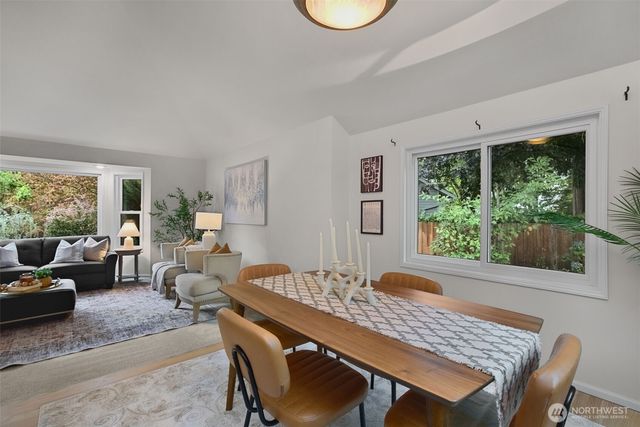 17911 NE 101st Court, Redmond, WA 98052
