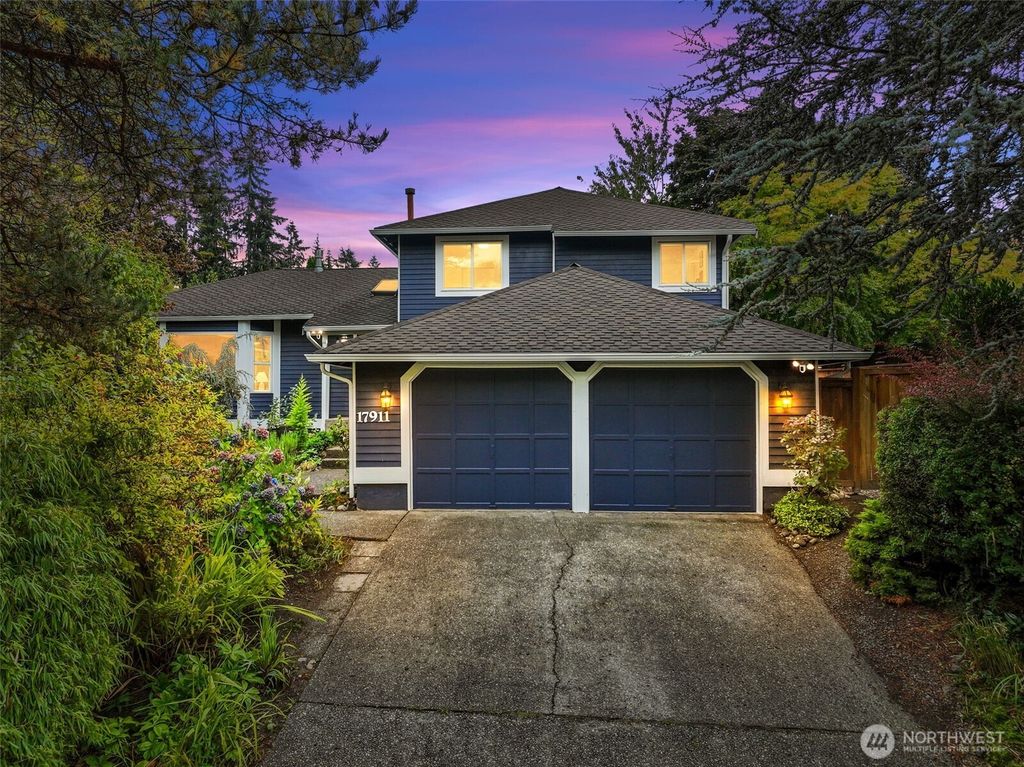 17911 NE 101st Court, Redmond, WA 98052