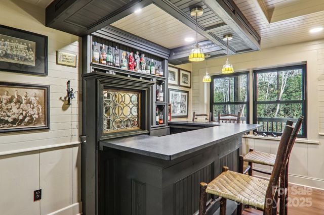 408 & 586 Little Elbow Mountain Road, Lake Toxaway, NC 28747