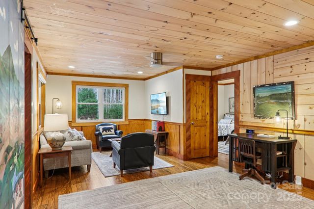 408 & 586 Little Elbow Mountain Road, Lake Toxaway, NC 28747