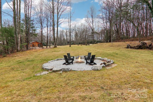 408 & 586 Little Elbow Mountain Road, Lake Toxaway, NC 28747