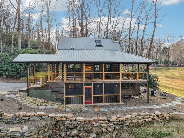408 & 586 Little Elbow Mountain Road, Lake Toxaway, NC 28747