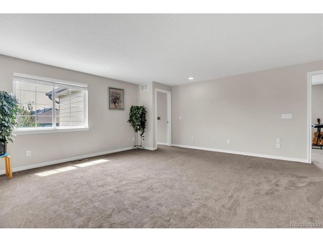 17391 E Weaver Ave, Aurora, CO 80016