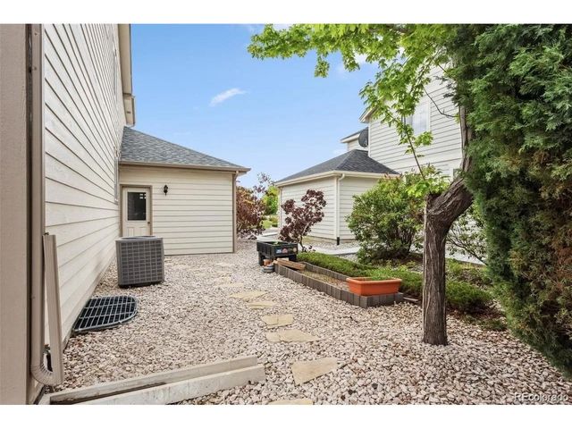 17391 E Weaver Ave, Aurora, CO 80016