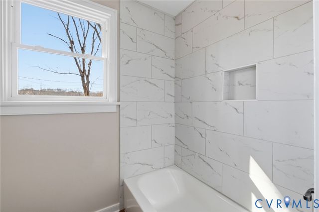 105 St Lo Dr, Henrico, VA 23227