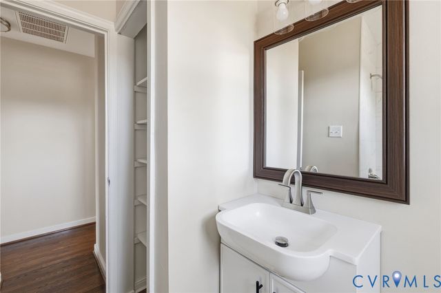 105 St Lo Dr, Henrico, VA 23227