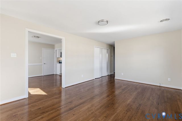 105 St Lo Dr, Henrico, VA 23227