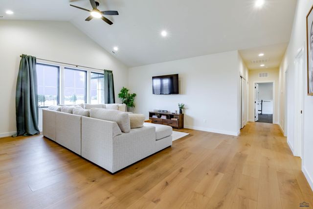 14183 SADDLE HILL DR, Rapid City, SD 57702