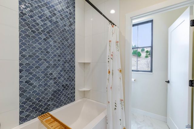 14183 SADDLE HILL DR, Rapid City, SD 57702