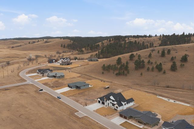 14183 SADDLE HILL DR, Rapid City, SD 57702