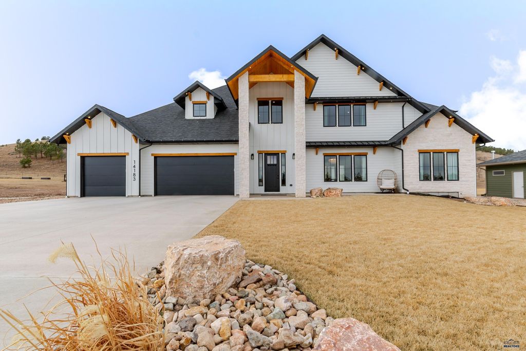 14183 SADDLE HILL DR, Rapid City, SD 57702