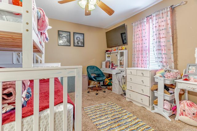 2712 Oxford St, Paragould, AR 72450
