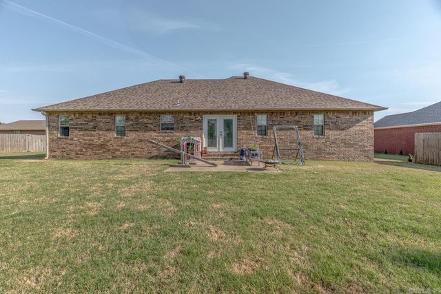 2712 Oxford St, Paragould, AR 72450