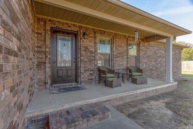 2712 Oxford St, Paragould, AR 72450
