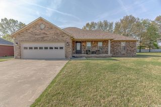 2712 Oxford St, Paragould, AR 72450