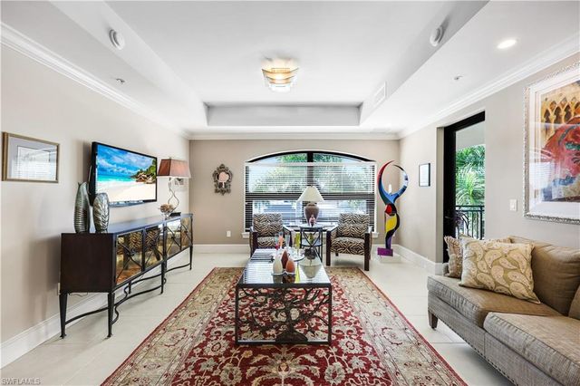 9115 Strada PL 5314, Naples, FL 34108