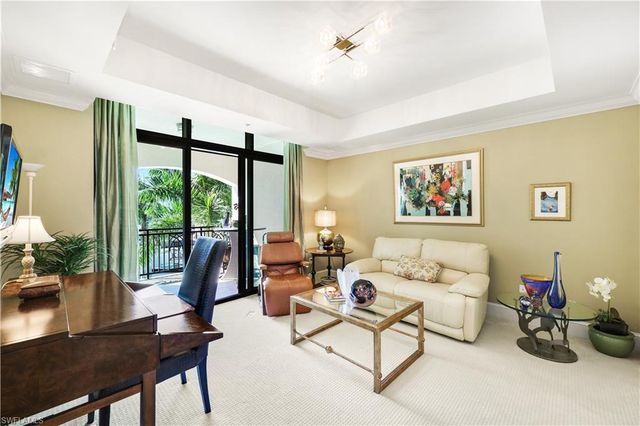 9115 Strada PL 5314, Naples, FL 34108