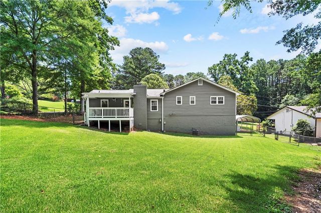 204 Bascomb Lane, Woodstock, GA 30189