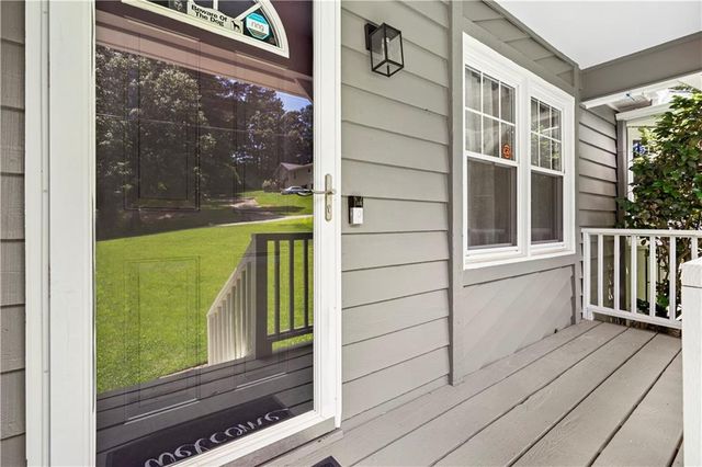 204 Bascomb Lane, Woodstock, GA 30189