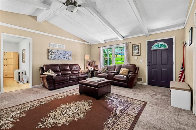 204 Bascomb Lane, Woodstock, GA 30189