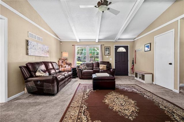 204 Bascomb Lane, Woodstock, GA 30189