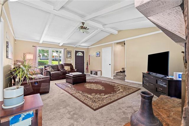 204 Bascomb Lane, Woodstock, GA 30189
