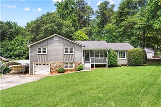 204 Bascomb Lane, Woodstock, GA 30189
