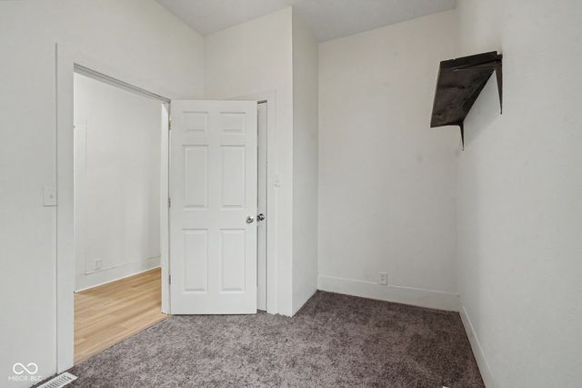 413 N 12th Street, Elwood, IN 46036