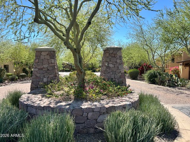 8725 E QUARTZ MOUNTAIN Drive 48, Gold Canyon, AZ 85118