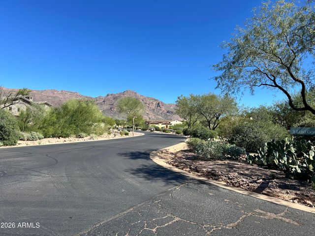 8725 E QUARTZ MOUNTAIN Drive 48, Gold Canyon, AZ 85118
