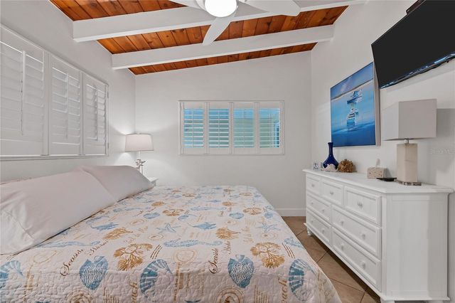6006 MIDNIGHT PASS ROAD 16, Sarasota, FL 34242