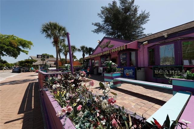 6006 MIDNIGHT PASS ROAD 16, Sarasota, FL 34242