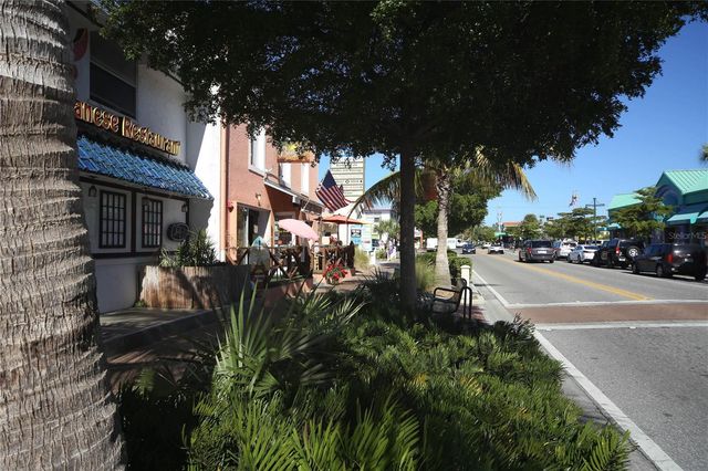 6006 MIDNIGHT PASS ROAD 16, Sarasota, FL 34242