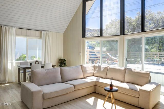 7539 Valaho Drive, Los Angeles, CA 91042