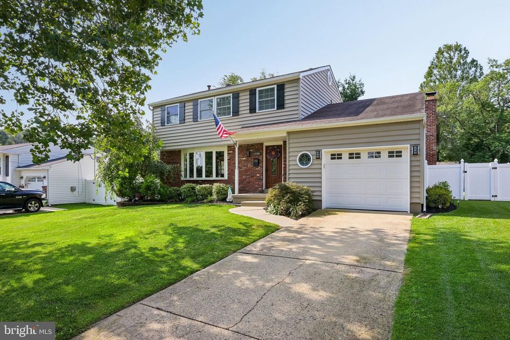1759 BLACK OAK RD, Williamstown, NJ 08094