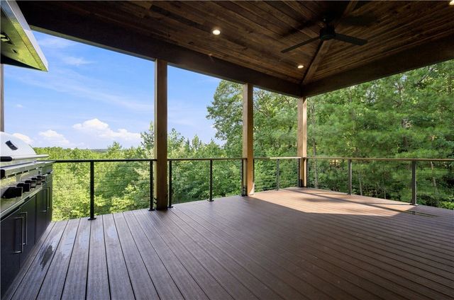 119 Button Bush Trail, Six Mile, SC 29682