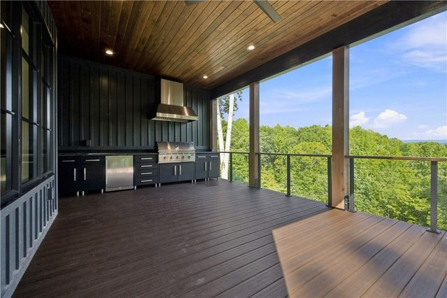 119 Button Bush Trail, Six Mile, SC 29682