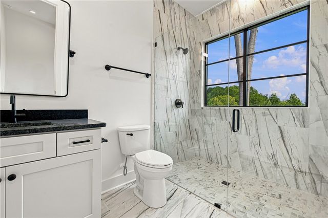 119 Button Bush Trail, Six Mile, SC 29682