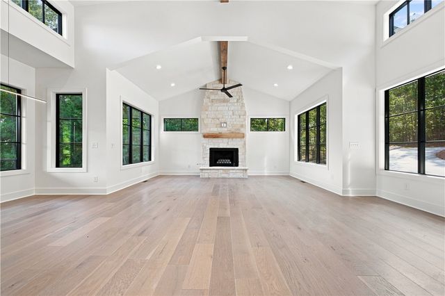 119 Button Bush Trail, Six Mile, SC 29682