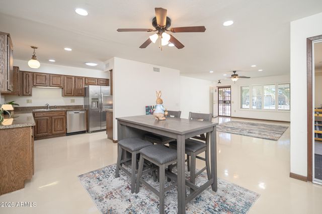 9506 W COUNTRY CLUB Drive W, Sun City, AZ 85373